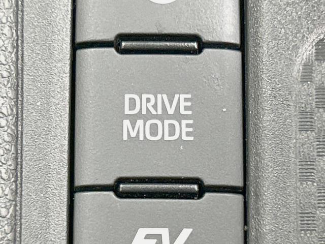 ヤリスクロス ハイブリッドＧ　純正８型ナビ　全周囲カメラ　トヨタチームメイト　ＢＳＭ　ＲＣＴＡ　寒冷地仕様　衝突軽減　レーダークルーズ　禁煙車　ドラレコ　パーキングセンサー　ＥＴＣ２．０　パーキングアシスト（49枚目）