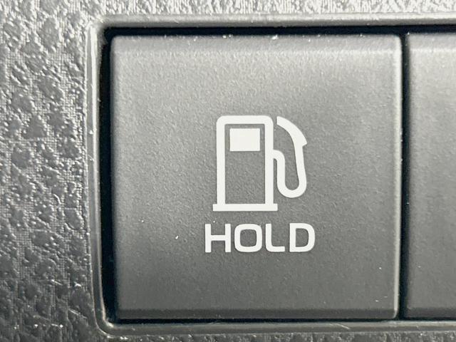 カムリ ＷＳ　純正９型ナビ　バックカメラ　禁煙車　レーダークルーズ　ＥＴＣ２．０　衝突軽減　オートマチックハイビーム　ハーフレザーシート　パワーシート　コーナーセンサー　スマートキー　ＬＥＤヘッド／フォグ（31枚目）