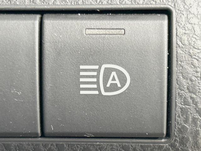 カムリ ＷＳ　純正９型ナビ　バックカメラ　禁煙車　レーダークルーズ　ＥＴＣ２．０　衝突軽減　オートマチックハイビーム　ハーフレザーシート　パワーシート　コーナーセンサー　スマートキー　ＬＥＤヘッド／フォグ（35枚目）