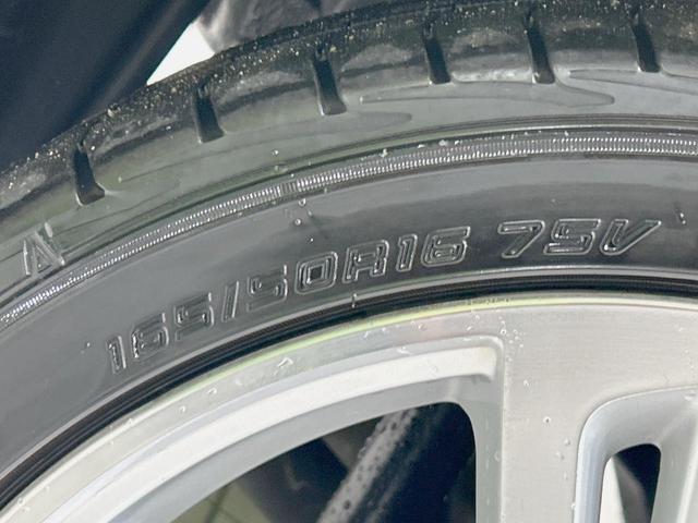 コペン ローブ　ＳＤナビ　禁煙車　シートヒーター　ハーフレザーシート　スマートキー　ＬＥＤヘッド　ＥＴＣ　純正１６インチアルミ　オートエアコン　Ｂｌｕｅｔｏｏｔｈ　ＣＤ　ＤＶＤ再生　フルセグ　電動格納ミラー（57枚目）