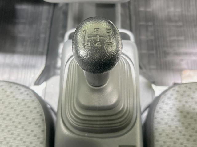 キャリイトラック ＫＣ　ＭＴ車　衝突軽減　禁煙車　ＥＴＣ　誤発進抑制　後方誤発進抑制　エアコン　パワーステアリング　ＡＭ／ＦＭラジオ（5枚目）