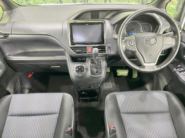 ヴォクシー ＺＳ　煌　９型ナビ　バックカメラ　禁煙車　両側電動ドア　ＥＴＣ　スマートキー　ＬＥＤヘッド　純正１６インチＡＷ　オートライト／エアコン　Ｂｌｕｅｔｏｏｔｈ　ＣＤ／ＤＶＤ再生　フルセグ（2枚目）