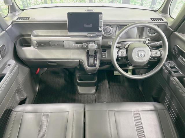 Ｎ－ＢＯＸカスタム コーディネートスタイル　純正９型ナビ　バックカメラ　両側電動ドア　衝突軽減　アダプティブクルーズ　禁煙車　コーナーセンサー　スマートキー　ＬＥＤヘッド　ドラレコ　ＥＴＣ　Ｂｌｕｅｔｏｏｔｈ　フルセグ　前席シートヒーター（2枚目）