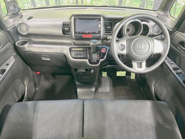 N-BOX G SSパッケージ 両側電動スライド 後席モニター 純正SDナビ バックカメラ 禁煙車 スマートキー ETC オートエアコン CD/DVD再生(2枚目)