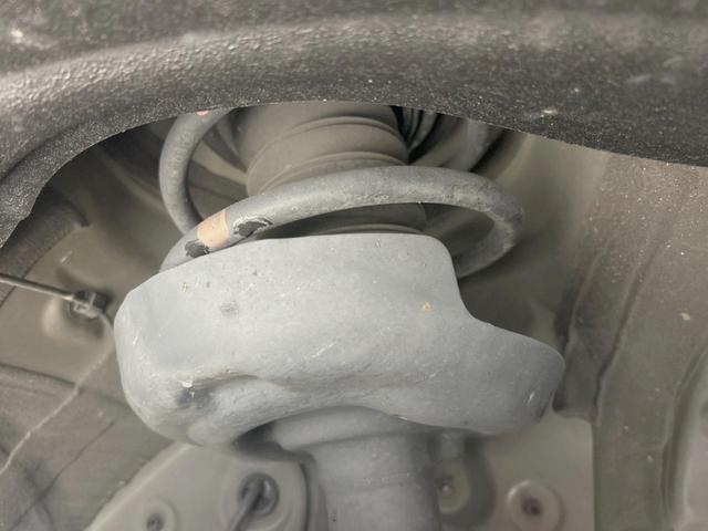 ヴォクシー ハイブリッドＳ－Ｚ　純正１０型ナビ　後席モニター　バックカメラ　両側電動ドア　衝突軽減　デジタルインナーミラー　レーダークルーズ　禁煙車　ＥＴＣ２．０　ドラレコ　ＬＥＤヘッド　前席シートヒーター　Ｂｌｕｅｔｏｏｔｈ（20枚目）