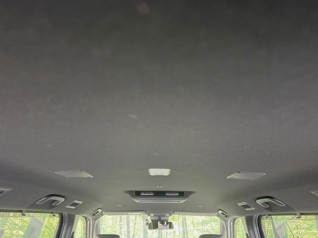 ヴォクシー ハイブリッドＳ－Ｚ　純正１０型ナビ　後席モニター　バックカメラ　両側電動ドア　衝突軽減　デジタルインナーミラー　レーダークルーズ　禁煙車　ＥＴＣ２．０　ドラレコ　ＬＥＤヘッド　前席シートヒーター　Ｂｌｕｅｔｏｏｔｈ（41枚目）