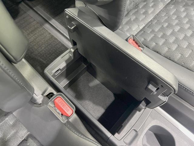 ヴォクシー ハイブリッドＳ－Ｚ　純正１０型ナビ　後席モニター　バックカメラ　両側電動ドア　衝突軽減　デジタルインナーミラー　レーダークルーズ　禁煙車　ＥＴＣ２．０　ドラレコ　ＬＥＤヘッド　前席シートヒーター　Ｂｌｕｅｔｏｏｔｈ（50枚目）