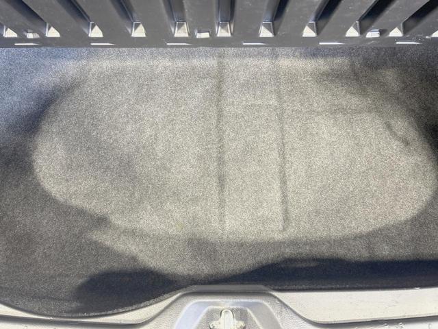 ヴォクシー ハイブリッドＳ－Ｚ　純正１０型ナビ　後席モニター　バックカメラ　両側電動ドア　衝突軽減　デジタルインナーミラー　レーダークルーズ　禁煙車　ＥＴＣ２．０　ドラレコ　ＬＥＤヘッド　前席シートヒーター　Ｂｌｕｅｔｏｏｔｈ（51枚目）