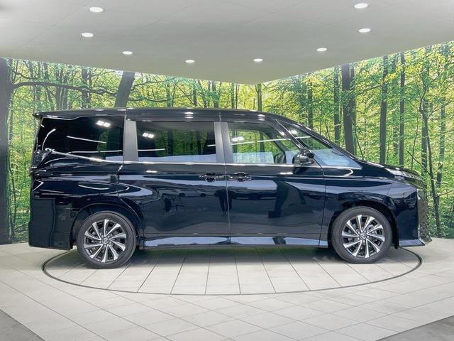 ヴォクシー ハイブリッドＳ－Ｚ　純正１０型ナビ　後席モニター　バックカメラ　両側電動ドア　衝突軽減　デジタルインナーミラー　レーダークルーズ　禁煙車　ＥＴＣ２．０　ドラレコ　ＬＥＤヘッド　前席シートヒーター　Ｂｌｕｅｔｏｏｔｈ（64枚目）