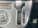 ＲＳ　純正ナビ　バックカメラ　禁煙車　ＨＩＤヘッド　ターボ　４ＷＤ　ＥＴＣ　オートエアコン　純正１５インチアルミ　革巻きステアリング　電動格納ミラー　スマートキー　盗難防止システム　バニティミラー（24枚目）