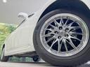 ロイヤルサルーン　純正８型ナビ　バックカメラ　禁煙車　クルーズコントロール　ＨＩＤヘッド　フルセグ　ＥＴＣ　パワーシート　フロントフォグランプ　スマートキー　木目調革巻きハンドル　サイド／カーテン／ニーエアバック（13枚目）