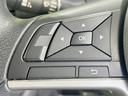 X 禁煙車 SDナビ バックカメラ 衝突軽減装置 車線逸脱警報 踏み間違い防止装置 ハイビームアシスト コーナーセンサー Bluetooth再生 ETC オートライト/エアコン スマートキー(33枚目)