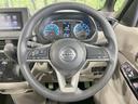 ステアリングも使用感が少なく、きれいな状態となっております♪