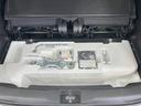 ハイブリッドＳＺ　純正ナビ　全周囲カメラ　両側電動ドア　禁煙車　衝突軽減　クルコン　ＥＴＣ　Ｂｌｕｅｔｏｏｔｈ　スマートキー　革巻きステアリング　サンシェード　ＨＩＤヘッド　車線逸脱警報　オートライト／エアコン（57枚目）