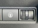 S SDナビ 全周囲カメラ 衝突軽減 禁煙車 インテリジェントルームミラー コーナーセンサー スマートキー ETC オートハイビーム 車線逸脱 オートライト/エアコン Bluetooth(29枚目)