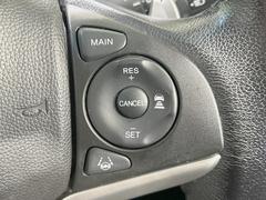 �ڥ����ץƥ��֥��롼������ȥ�����۹�®ƻϩ�Ǥ�Ĺ��Υ���Ԥ��ڤˡ�����ư��®�٤��ݤĥ��롼������ȥ����뤬�����ͷڸ������ƥ��Ϣ�Ȥ��������μ�ξ���Τ��Ƽִ֤��ݤĤ褦��®��Ĵ�ᤷ�Ƥ���ޤ����� 5