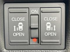 ��ξ¦�ѥ���饤�ɥɥ��ۥ��ޡ��ȥ����䱿ž�ʤΥ����å��Ǹ���ξ¦���饤�ɥɥ��γ��Ĥ���ǽ����ư�������Ϥ�����ƥɥ��򳫤���ɬ�פ�̵���������ʤ����ͤǤ��ñ�˳����Ĥ�Ǥ���Ŭ�Ǥ��� 3