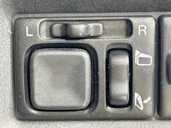 ����ư��Ǽ�ߥ顼�ۥ����ɥߥ顼����ư��Ǽ���ȤʤäƤ��ꡢ������־�Ǥ⥭�����Ĥ��ꥹ�����ޤ����ޤ��� 6