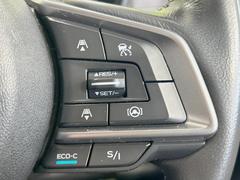 ������®�ɽ���ǽ�ե��롼������ȥ�����۹�®ƻϩ�Ǥ�Ĺ��Υ���Ԥ��ڤˡ�����ư��®�٤��ݤĥ��롼������ȥ����뤬�����ͷڸ������ƥ��Ϣ�Ȥ��������μ�ξ���Τ��Ƽִ֤��ݤĤ褦��®��Ĵ�ᤷ�Ƥ���ޤ����� 5