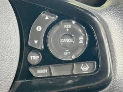 �ڥ����ץƥ��֥��롼������ȥ�����۹�®ƻϩ�Ǥ�Ĺ��Υ���Ԥ��ڤˡ�����ư��®�٤��ݤĥ��롼������ȥ����뤬�����ͷڸ������ƥ��Ϣ�Ȥ��������μ�ξ���Τ��Ƽִ֤��ݤĤ褦��®��Ĵ�ᤷ�Ƥ���ޤ����� 7