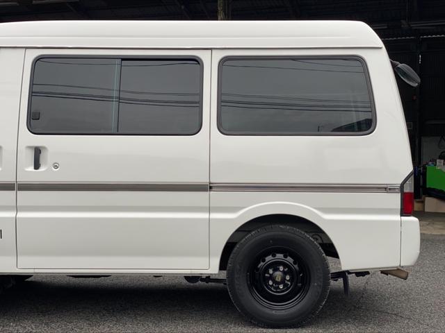 ボンゴバン ＧＬ　低床ハイルーフ　４ＡＴ　４ＷＤ　５人乗り　フルセグＴＶナビ　Ｂｌｕｅｔｏｏｔｈ　ＥＴＣ　前後同色バンパー　パワーウインド　フロアマット　荷室マット　両側スライドドア　積載量９００ｋｇ　禁煙車（32枚目）