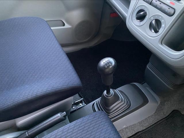 ワゴンＲ ＦＸ　５ＭＴ　５速マニュアル　シートヒーター　電動格納ミラー　ヘッドライトレベライザー　フロアマット　ドアマイザー　純正ＣＤオーディオ　ＥＴＣ　キーレス　禁煙車（5枚目）
