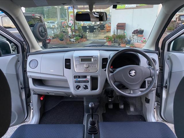 ワゴンＲ ＦＸ　５ＭＴ　５速マニュアル　シートヒーター　電動格納ミラー　ヘッドライトレベライザー　フロアマット　ドアマイザー　純正ＣＤオーディオ　ＥＴＣ　キーレス　禁煙車（13枚目）