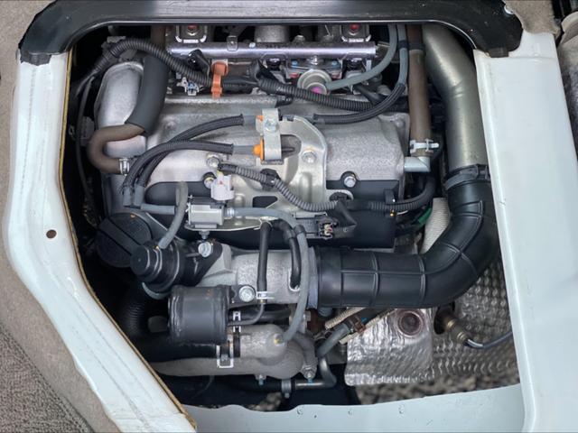 エブリイ ジョインターボ　４ＷＤ　５ＭＴ　ナビ　バックカメラ　ＥＴＣ　Ｂｌｕｅｔｏｏｔｈ　フルセグＴＶ　　クラッチオーバーホール付き　フロントフォグランプ　パワーウインド　キーレス　電動格納ミラー　フロアマット　ドアバイザー（2枚目）