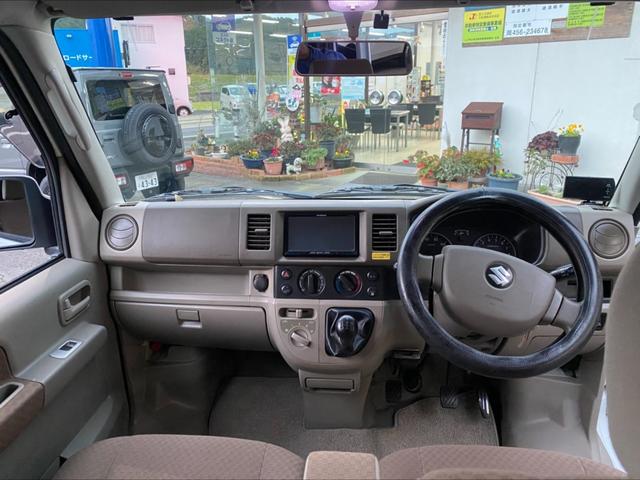 エブリイ ジョインターボ　４ＷＤ　５ＭＴ　ナビ　バックカメラ　ＥＴＣ　Ｂｌｕｅｔｏｏｔｈ　フルセグＴＶ　　クラッチオーバーホール付き　フロントフォグランプ　パワーウインド　キーレス　電動格納ミラー　フロアマット　ドアバイザー（16枚目）