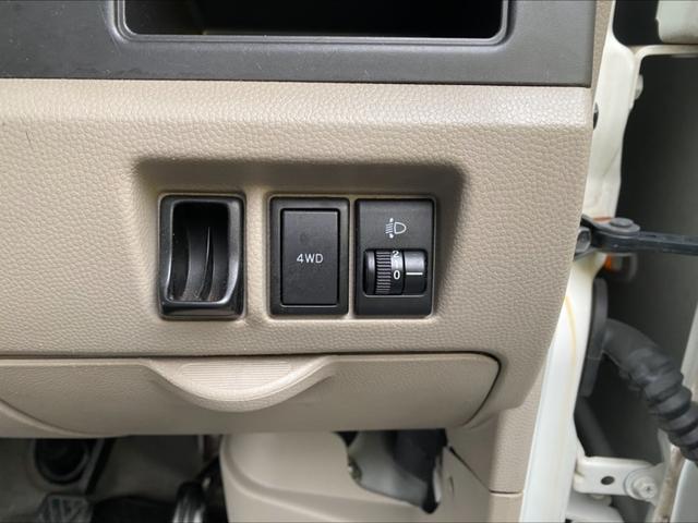 スクラム ＰＣ　４ＷＤ　５ＭＴ　ナビ　Ｂｌｕｅｔｏｏｔｈ　ＥＴＣ　パワーウインド　キーレス　フロントスピーカー　エアコン　パワステ　エアバック　ＡＢＳ　車検２年整備付（11枚目）