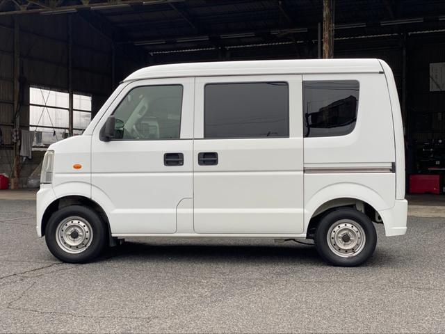 スクラム ＰＣ　４ＷＤ　５ＭＴ　ナビ　Ｂｌｕｅｔｏｏｔｈ　ＥＴＣ　パワーウインド　キーレス　フロントスピーカー　エアコン　パワステ　エアバック　ＡＢＳ　車検２年整備付（28枚目）