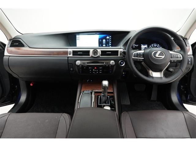 高揚感の高まる美しいインテリアデザインのコクピット。上質なインテリアがお好みの方にはおすすめです。