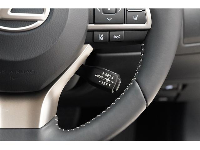 高速道路を頻繁に利用する方におすすめのレーダークルーズコントロール。前を走っている車との適切な距離を保って走行してくれます。長距離運転の疲労感も違いますよ。適度な休憩も忘れずに★