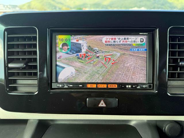 モコ 　バックカメラ　ＴＶ　スマートキー　アイドリングストップ　電動格納ミラー　ベンチシート　ＣＶＴ　アルミホイール　エアコン　パワーウィンドウ（4枚目）