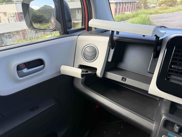 モコ 　バックカメラ　ＴＶ　スマートキー　アイドリングストップ　電動格納ミラー　ベンチシート　ＣＶＴ　アルミホイール　エアコン　パワーウィンドウ（7枚目）