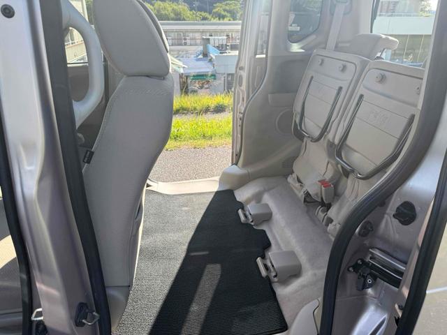 N-BOX G・Lパッケージ バックカメラ 両側スライド・片側電動 ナビ TV スマートキー アイドリングストップ 電動格納ミラー ベンチシート CVT 盗難防止システム ABS ESC CD DVD再生 USB(11枚目)