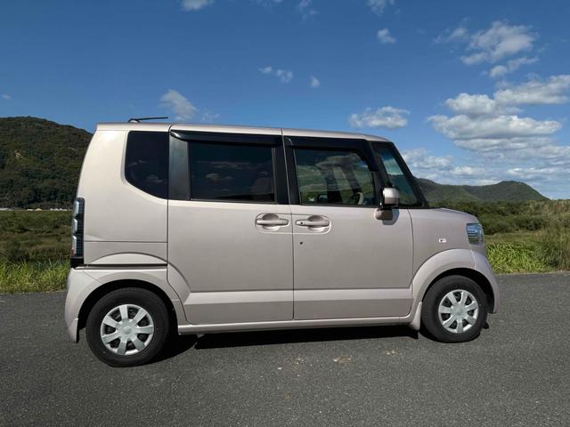 N-BOX G・Lパッケージ バックカメラ 両側スライド・片側電動 ナビ TV スマートキー アイドリングストップ 電動格納ミラー ベンチシート CVT 盗難防止システム ABS ESC CD DVD再生 USB(13枚目)