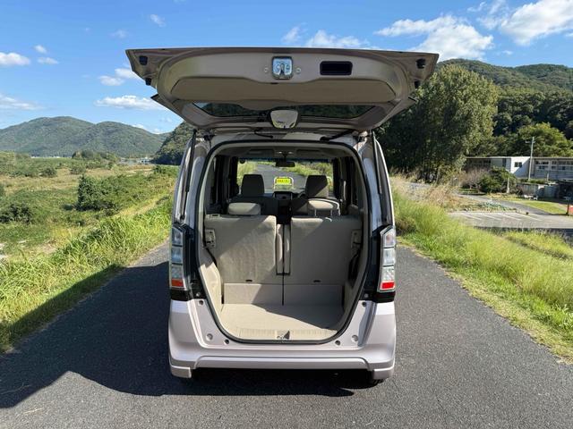 N-BOX G・Lパッケージ バックカメラ 両側スライド・片側電動 ナビ TV スマートキー アイドリングストップ 電動格納ミラー ベンチシート CVT 盗難防止システム ABS ESC CD DVD再生 USB(17枚目)