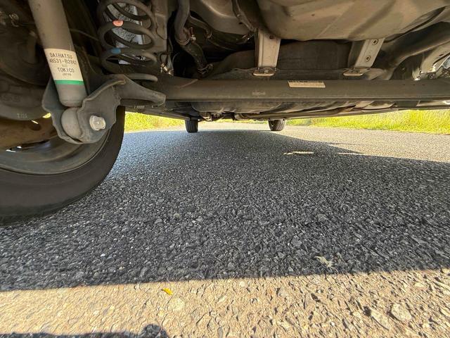 ミラココア ココアＬ　キーレスエントリー　アイドリングストップ　ベンチシート　ＣＶＴ　盗難防止システム　ＡＢＳ　ＣＤ　衝突安全ボディ　エアコン　パワーステアリング　パワーウィンドウ（27枚目）