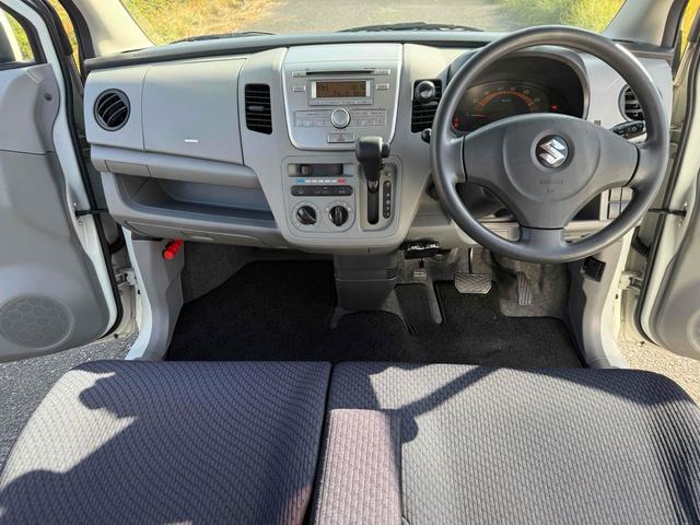 ワゴンＲ ＦＸ　キーレスエントリー　ベンチシート　ＡＴ　盗難防止システム　ＡＢＳ　衝突安全ボディ　エアコン　パワーステアリング　パワーウィンドウ　ＥＴＣ（2枚目）