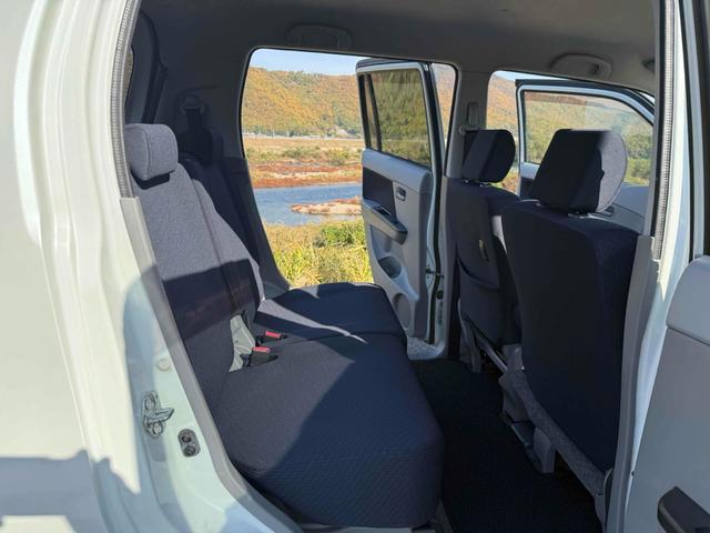 ワゴンＲ ＦＸ　キーレスエントリー　ベンチシート　ＡＴ　盗難防止システム　ＡＢＳ　衝突安全ボディ　エアコン　パワーステアリング　パワーウィンドウ　ＥＴＣ（7枚目）