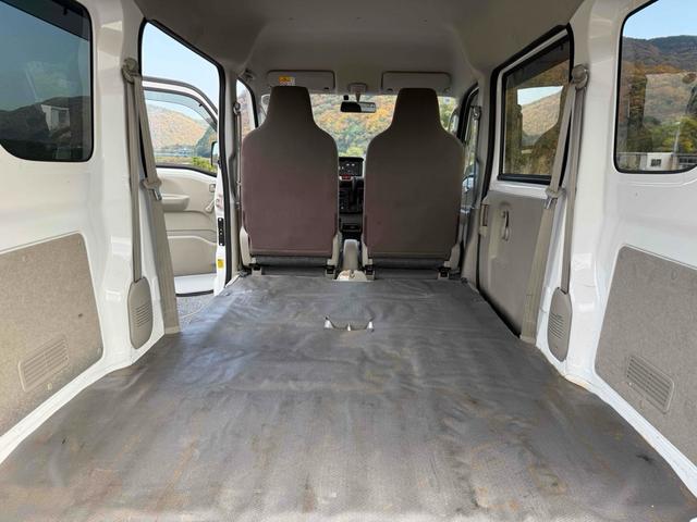 ＮＶ１００クリッパーバン 　ＴＶ　両側スライドドア　エアコン　運転席エアバッグ　助手席エアバッグ　ＣＤ　ＵＳＢ　ミュージックプレイヤー接続可　Ｂｌｕｅｔｏｏｔｈ（22枚目）