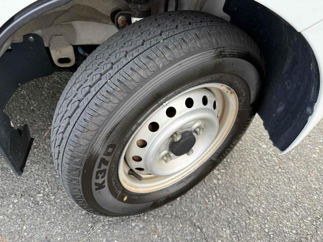 ＮＶ１００クリッパーバン 　ＴＶ　両側スライドドア　エアコン　運転席エアバッグ　助手席エアバッグ　ＣＤ　ＵＳＢ　ミュージックプレイヤー接続可　Ｂｌｕｅｔｏｏｔｈ（28枚目）