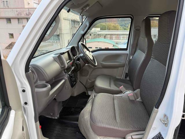 ＮＶ１００クリッパーバン 　ＴＶ　両側スライドドア　エアコン　運転席エアバッグ　助手席エアバッグ　ＣＤ　ＵＳＢ　ミュージックプレイヤー接続可　Ｂｌｕｅｔｏｏｔｈ（29枚目）