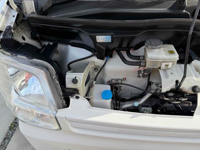 ＮＶ１００クリッパーバン 　ＴＶ　両側スライドドア　エアコン　運転席エアバッグ　助手席エアバッグ　ＣＤ　ＵＳＢ　ミュージックプレイヤー接続可　Ｂｌｕｅｔｏｏｔｈ（33枚目）