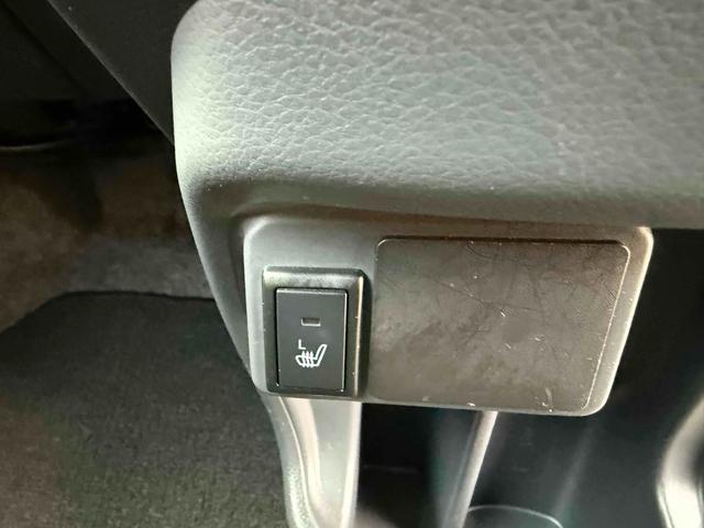 ハスラー 　ＥＴＣ　バックカメラ　ＴＶ　レーンアシスト　衝突被害軽減システム　オートライト　スマートキー　アイドリングストップ　シートヒーター　ベンチシート　ＣＶＴ　ＡＢＳ　ＥＳＣ　ＣＤ　ＵＳＢ（31枚目）