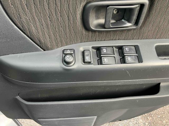 アトレーワゴン カスタムターボＲＳ　ＳＡＩＩＩ　衝突被害軽減システム　オートハイビーム　キーレス　アイドリングストップ　オートエアコン　１３インチアルミ　電動格納ミラー　セキュリティアラーム（8枚目）