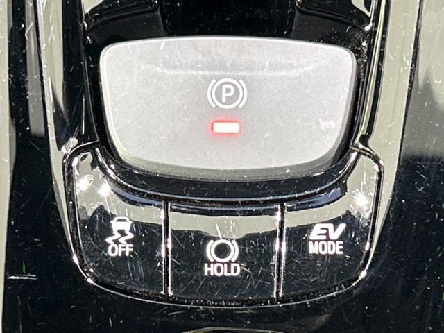 Ｇ　モード　ネロ　セーフティプラスＩＩ　８型ディスプレイオーディオ　禁煙車　トヨタセーフティセンス　レーダークルーズ　全方位カメラ　ＢＳＭ　シートヒーター　Ｂｌｕｅｔｏｏｔｈ再生　ＥＴＣ　ＬＥＤヘッド　アクセサリーコンセント　スマートキー(29枚目)
