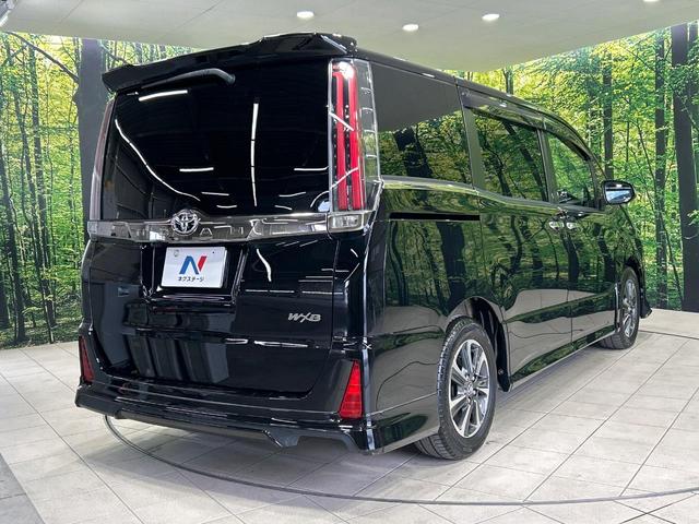 ノア Ｓｉ　ダブルバイビー　禁煙車　モデリスタエアロ　純正９インチナビ　１２インチ後席モニター　セーフティセンス　バックカメラ　両側パワースライドドア　ＥＴＣ　クルーズコントロール　ＬＥＤヘッド　フルセグ　Ｂｌｕｅｔｏｏｔｈ再生（63枚目）