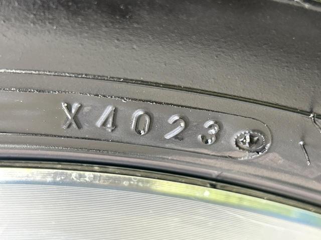 ノア Ｓｉ　ダブルバイビー　禁煙車　モデリスタエアロ　純正９インチナビ　１２インチ後席モニター　セーフティセンス　バックカメラ　両側パワースライドドア　ＥＴＣ　クルーズコントロール　ＬＥＤヘッド　フルセグ　Ｂｌｕｅｔｏｏｔｈ再生（68枚目）